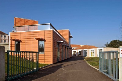 Bâtiment administratif au Lycée Charles Peguy à Gorges 
