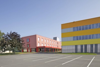 Gymnase du Lycée Charles Peguy à Gorges 