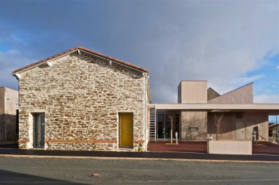 Médiathèque municipale « Lettres de mon moulin » à Saint-Michel-Chef-Chef 