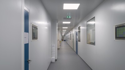 Nouveau bâtiment de production pharmaceutique Clean Cells à Boufféré 